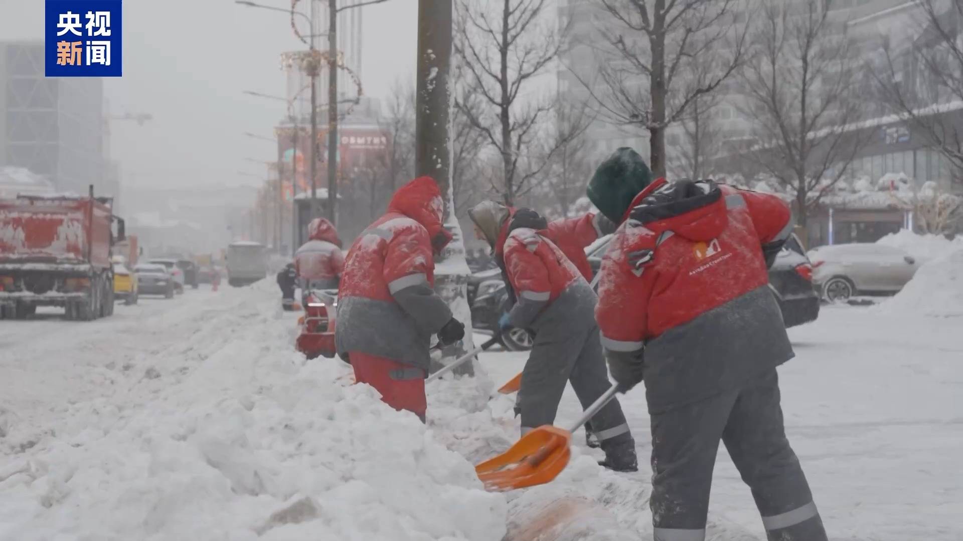 俄罗斯莫斯科遭遇近200年来最强暴雪